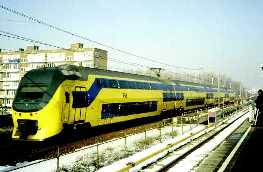 picture of IRM Unit passing near Lelylaan 