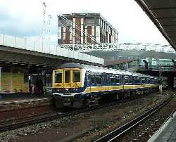 picture of Class 319 at East Croydon 