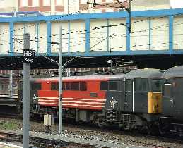 Picture of class 87 at Birmingham New Street