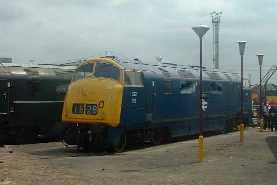 picture of Warship D832 Onslaught on display at Old Oak Common 
